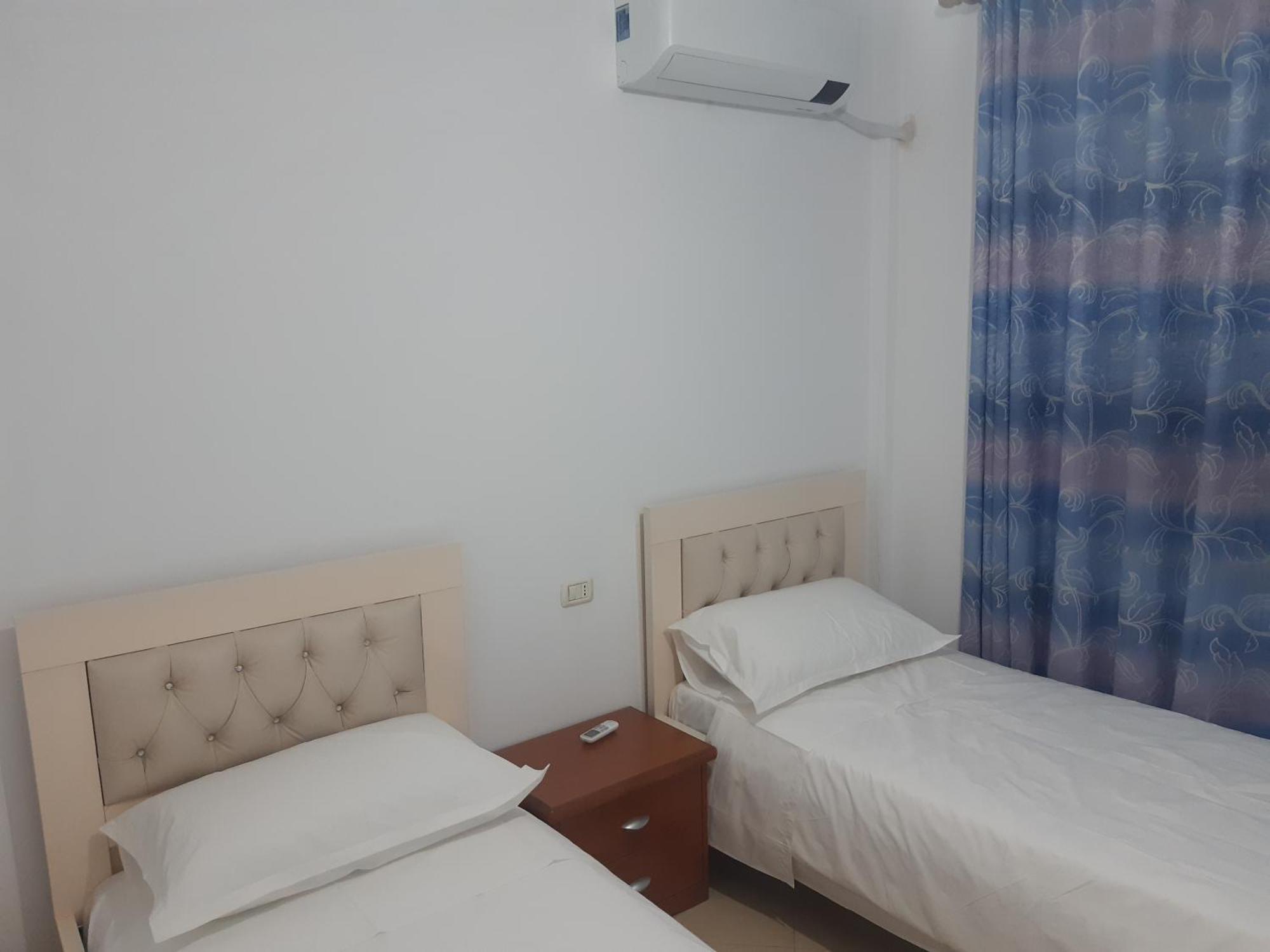 Emily House Apartman Fier Kültér fotó